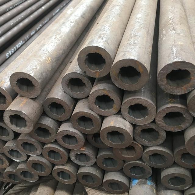鍋爐直管|42M112\SA-210C\內(nèi)螺紋\鋼管尺寸Φ63.5×7.5，單根長度＞6m