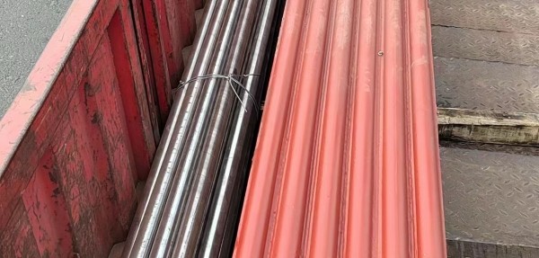 規(guī)格：ф76×6，長度600mm，材質(zhì)：SA-213TP347HFG/SA-213T91,兩種材質(zhì)各300mm